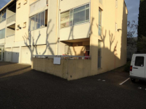 Appartement loué proche commerces avec jardin et terrasse, bagnols sur ceze