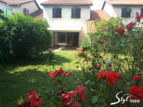 Urgent -  Craponne - Centre - Au calme Maison avec terrain et double garage