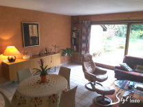 Urgent -  Craponne - Centre - Au calme Maison avec terrain et double garage