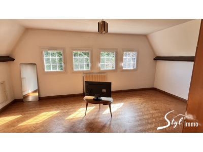 Maison Normande sur sous-sol avec 5 chambres!, La saussaye