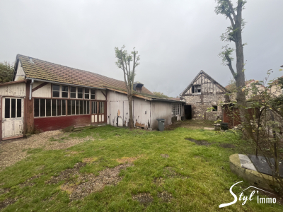 Maison (à rénovée!)  avec espace commerciale de 25m2 (vitrine), hangar et atelier (réhabilitable!) d'env 200m2, Le grand quevilly