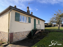 Maison sur sous-sol complet!