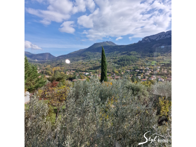 Maison dans les oliviers avec vue imprenable sur le Saint Julien et le Mont Ventoux, Buis les baronnies