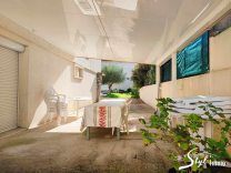GRANDE VILLA FAMILIALE AVEC JARDIN -  CENTRE-VILLE BAGNOLS-SUR-CEZE 30