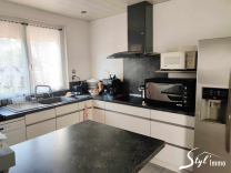 GRANDE VILLA FAMILIALE AVEC JARDIN -  CENTRE-VILLE BAGNOLS-SUR-CEZE 30