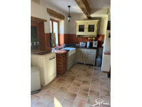 MAS EN PIERRE RENOVE SUR 3 264 M2 DE TERRAIN