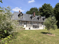 Normande rénovée et agrandie.