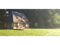 Ensemble de 5 Maisons Normandes avec colombier et mare paysagée sur 3ha