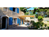 MAS EN PIERRE EN PROVENCE