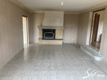 TRESQUES 30 GARD : Villa 5 chambres plus 2 grands garages sur terrain de 4689 m2