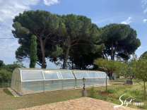 TRESQUES 30 GARD : Villa 5 chambres plus 2 grands garages sur terrain de 4689 m2