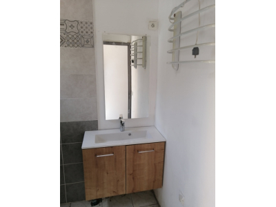 MAISON DE PLAIN PIED, Buis les baronnies