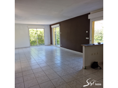 MAISON DE PLAIN PIED, Buis les baronnies