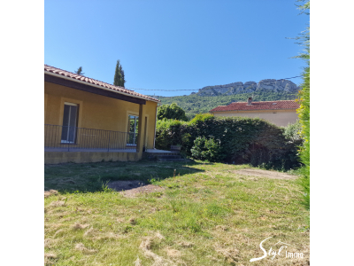 MAISON DE PLAIN PIED, Buis les baronnies