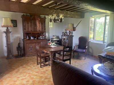 Normande avec 2 chambres au rdc et grenier aménageable!, Pont audemer
