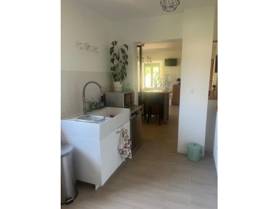 GRANDE MAISON RENOVEE SUR 2 367 M2 DE TERRAIN, Pierrelongue