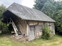 Corps de Ferme avec VUE! et 4ha de prairie.
