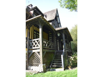 MAGNIFIQUE MANOIR NORMAND AU COEUR D'UN VILLAGE, Pont audemer
