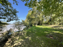 Grande maison de maitre au bord de la Dordogne