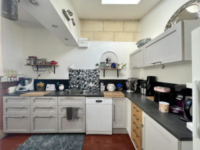 Grande maison de maitre au bord de la Dordogne, Arveyres