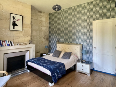 Grande maison de maitre au bord de la Dordogne, Arveyres