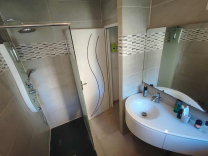 VENEJAN - GRANDE MAISON FAMILIALE