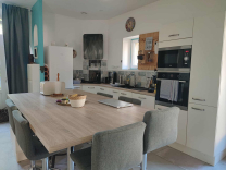 VENEJAN - GRANDE MAISON FAMILIALE