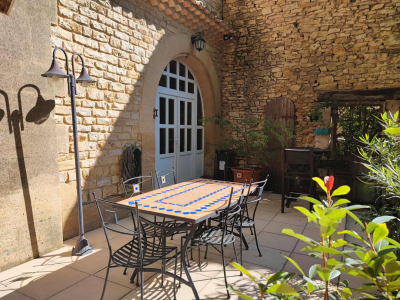 VENEJAN - GRANDE MAISON FAMILIALE, Venejan